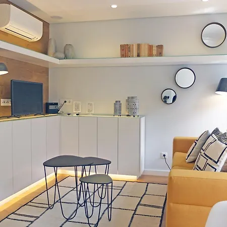 Brand New Estrela Stylish Flat * Лиссабон