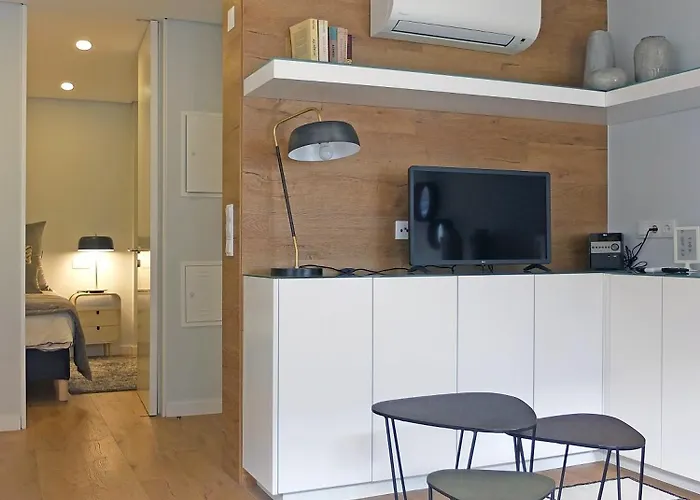 Brand New Estrela Stylish Flat *