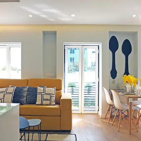 Brand New Estrela Stylish Flat דירה ליסבון