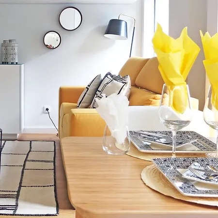 Brand New Estrela Stylish Flat * ליסבון