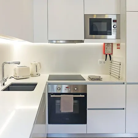 Brand New Estrela Stylish Flat